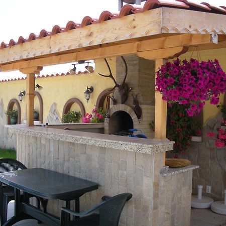 Gardenia Suites Sozopol Extérieur photo