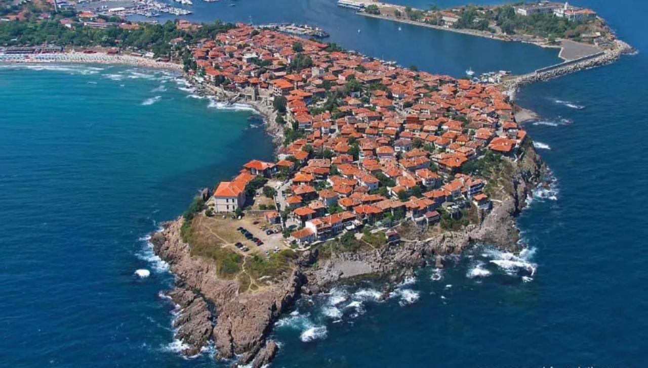 Gardenia Suites Sozopol Extérieur photo